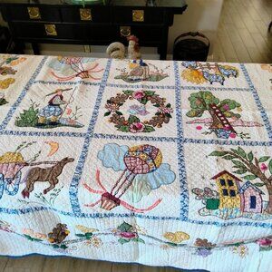 Collectible Quilt, Limited Edition, “Avignon”, with Certificate of Authenticity,